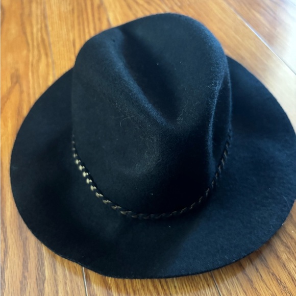 WIDE BRIM FEDORA HIPPIE HAT WITH BLACK & GOLD RIBBON TRIM * JOE BOXER - OSFM - Picture 3 of 7